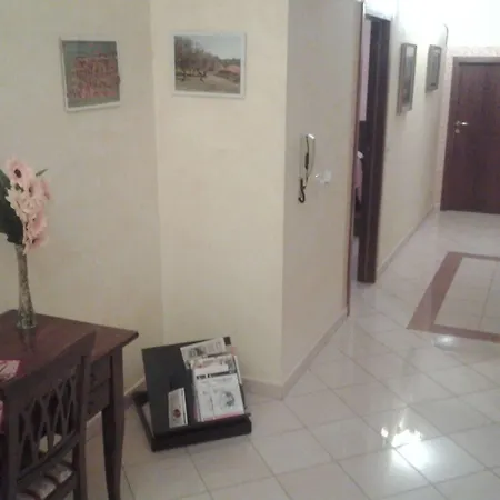 Piazza Salento Bed and Breakfast Λέτσε