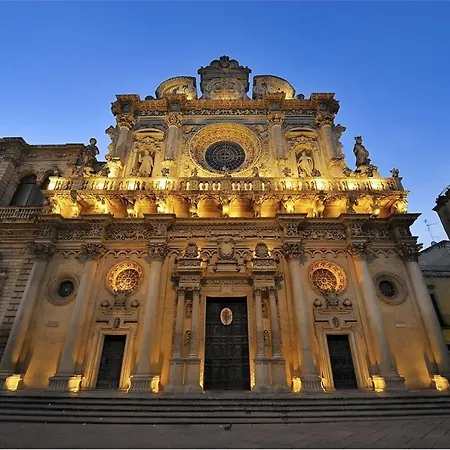Piazza Salento 2*
