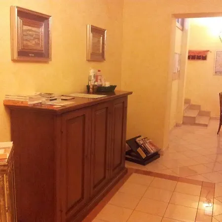 Piazza Salento 2* Лечче