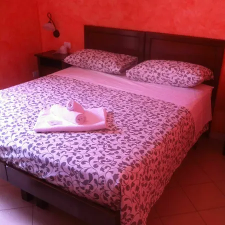 Piazza Salento 2*